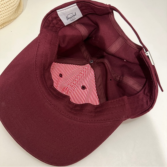Herschel Supply Whaler Cap - Picture 3 of 4
